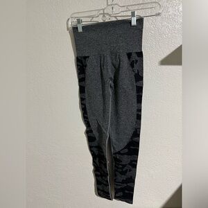 Curves and Combatboots scrunch camo leggings